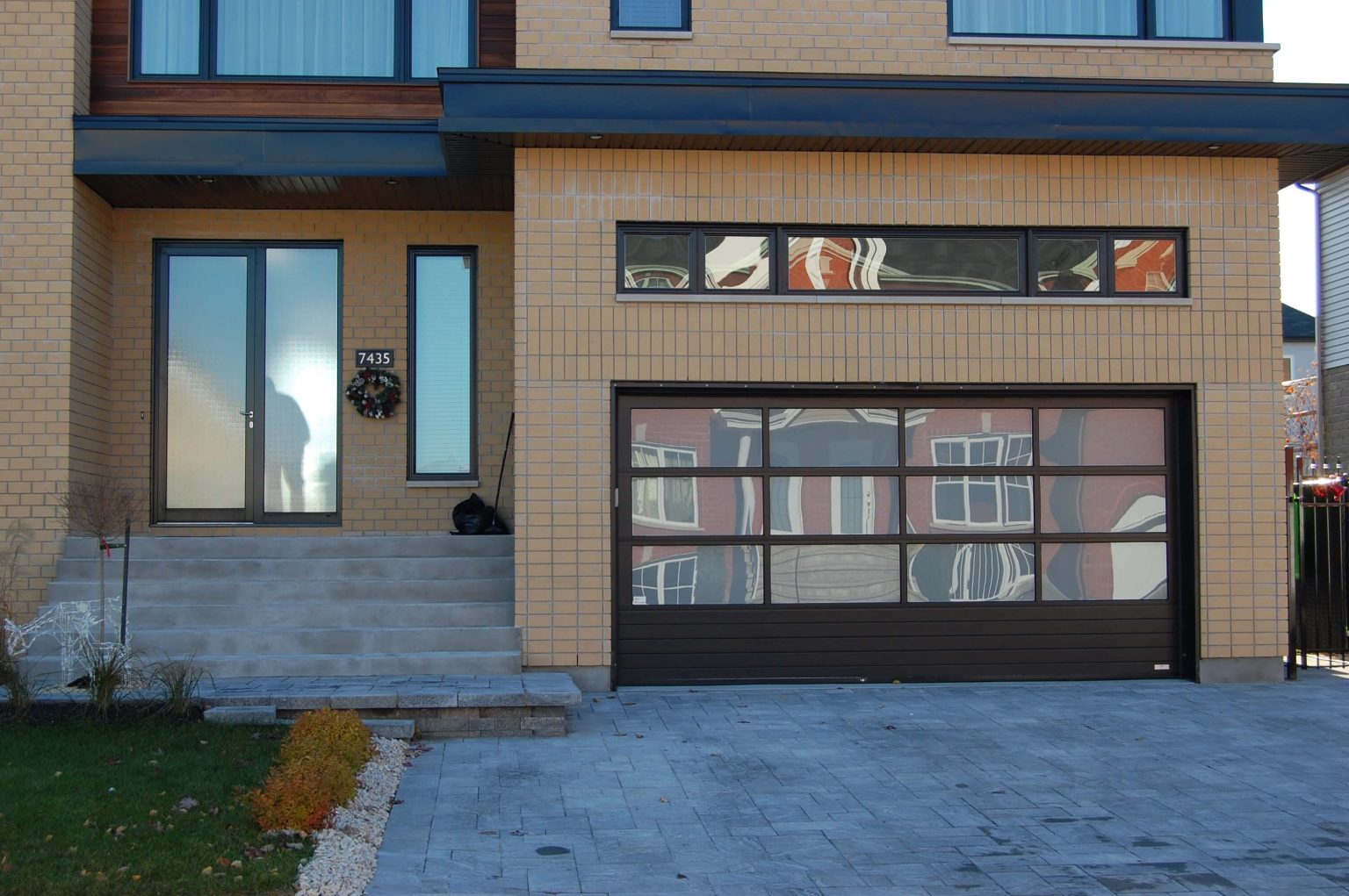 Crystal Robust Residential Aluminium Glass Garage Door Thermostop